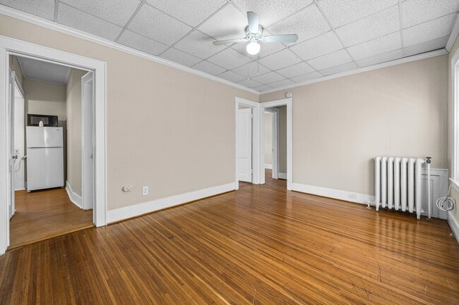 Building Photo - 1625 East Ave