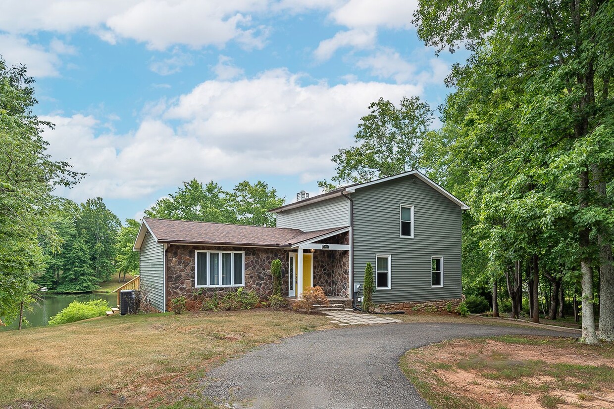 Primary Photo - Bedford County 3 Bedroom House