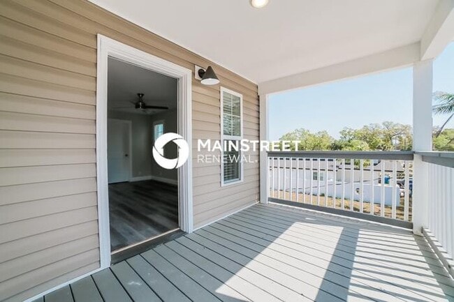 Building Photo - 2165 14TH AVE S, ST PETERSBURG, FL 33712