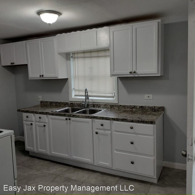 Building Photo - 2 br, 1 bath House - 2326 McQuade St.