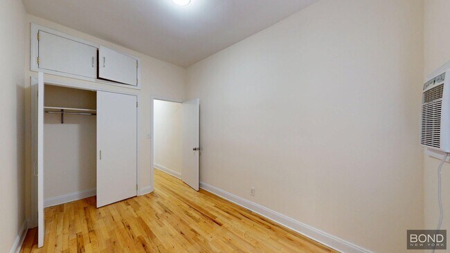 Building Photo - 323 E 83rd St