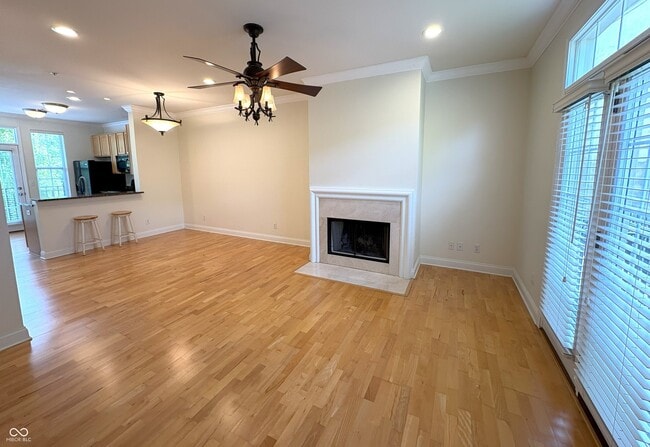 Building Photo - 949 Junction Pl