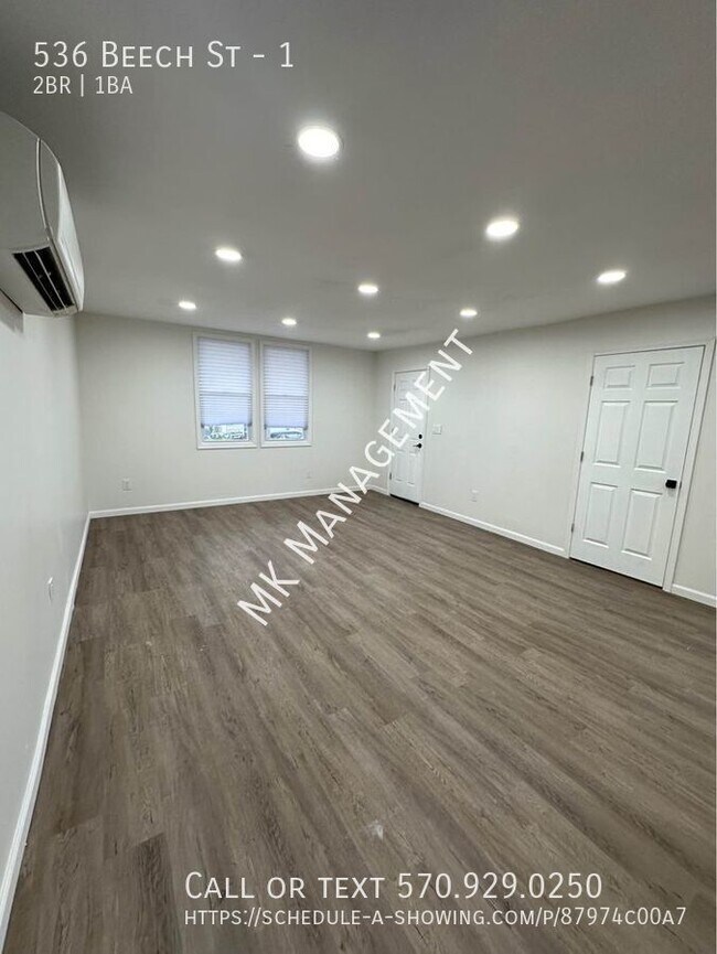 Building Photo - 2 bed/1 bath