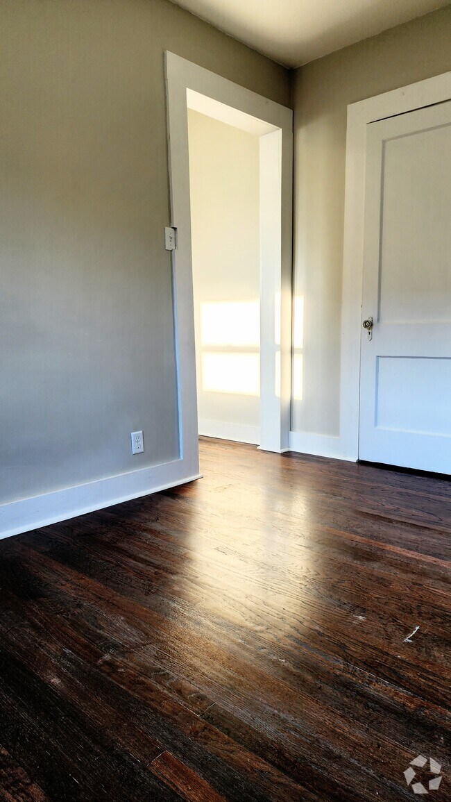 Sutter Heights Apartments under 600 University City, MO 4 Rentals