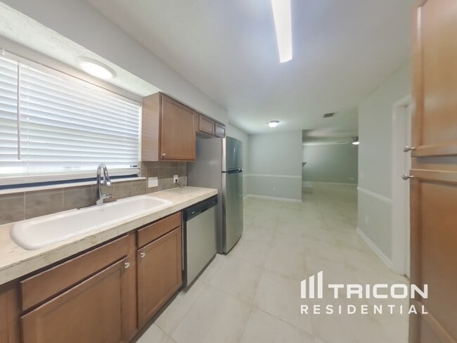 Building Photo - 11418 Prom Point Ct