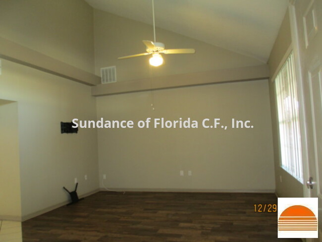 Building Photo - Duplex    Osceola County