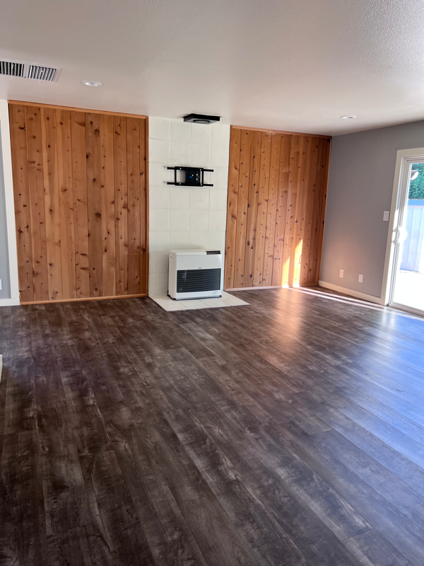 Foto del edificio - 122 Juniper Rd