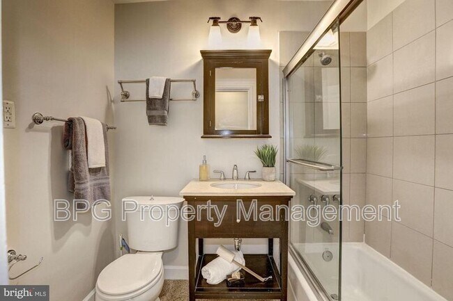 Foto del edificio - 1618 S St. NW