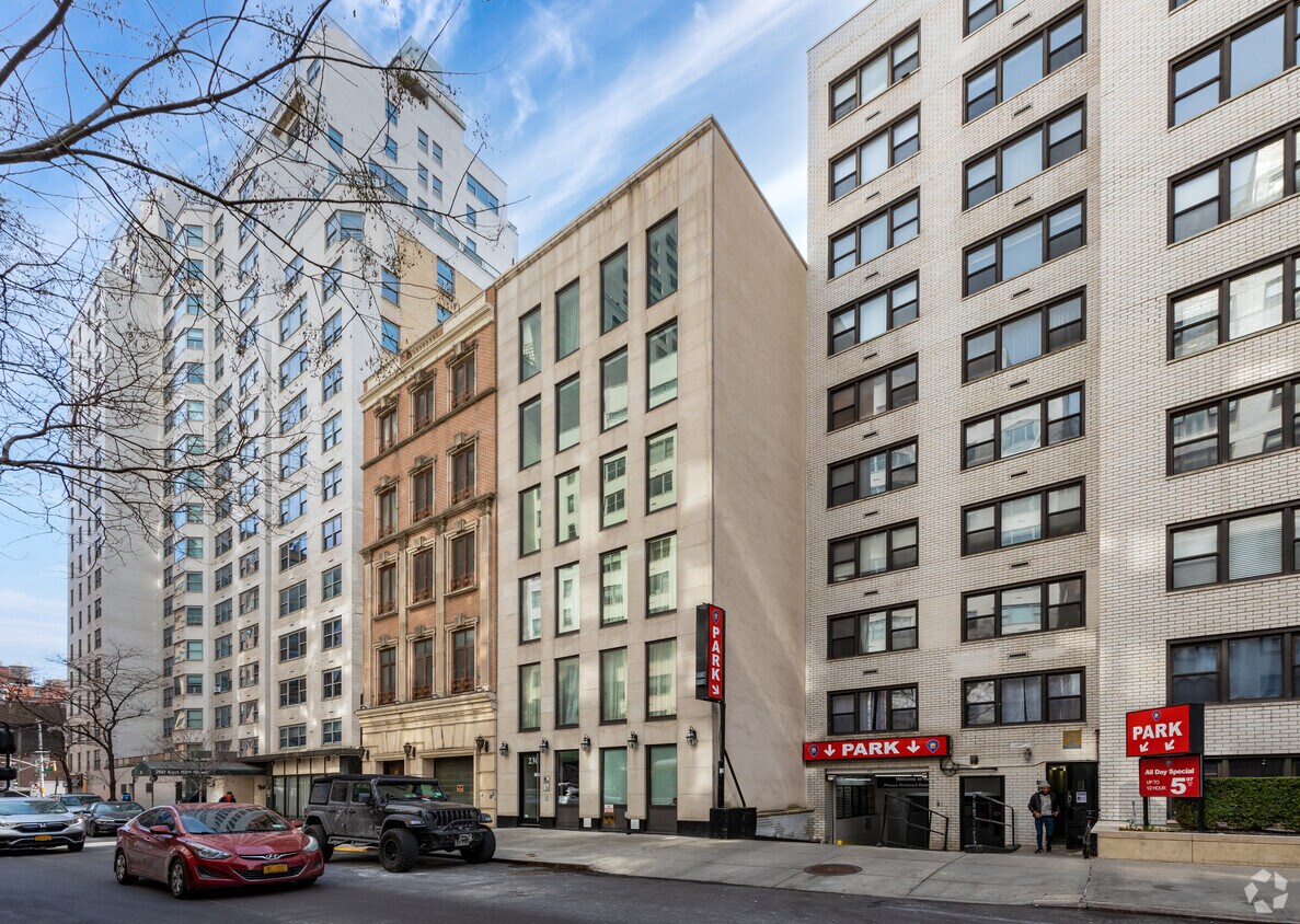 230 E 63rd St, New York, NY 10065 Rentals in New York at 230 E 63rd St