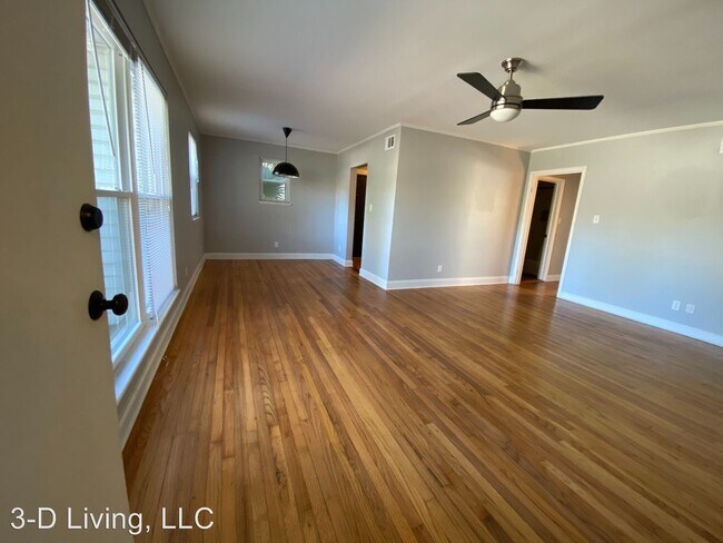 Building Photo - 53 E 66th St