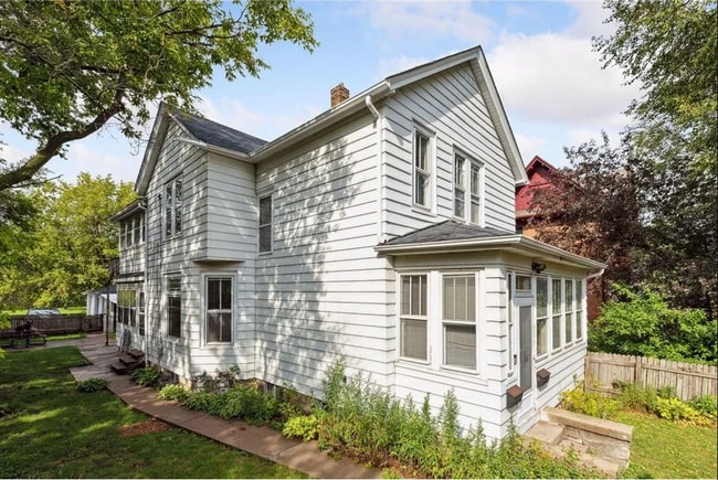 Building Photo - 271 Forbes Ave