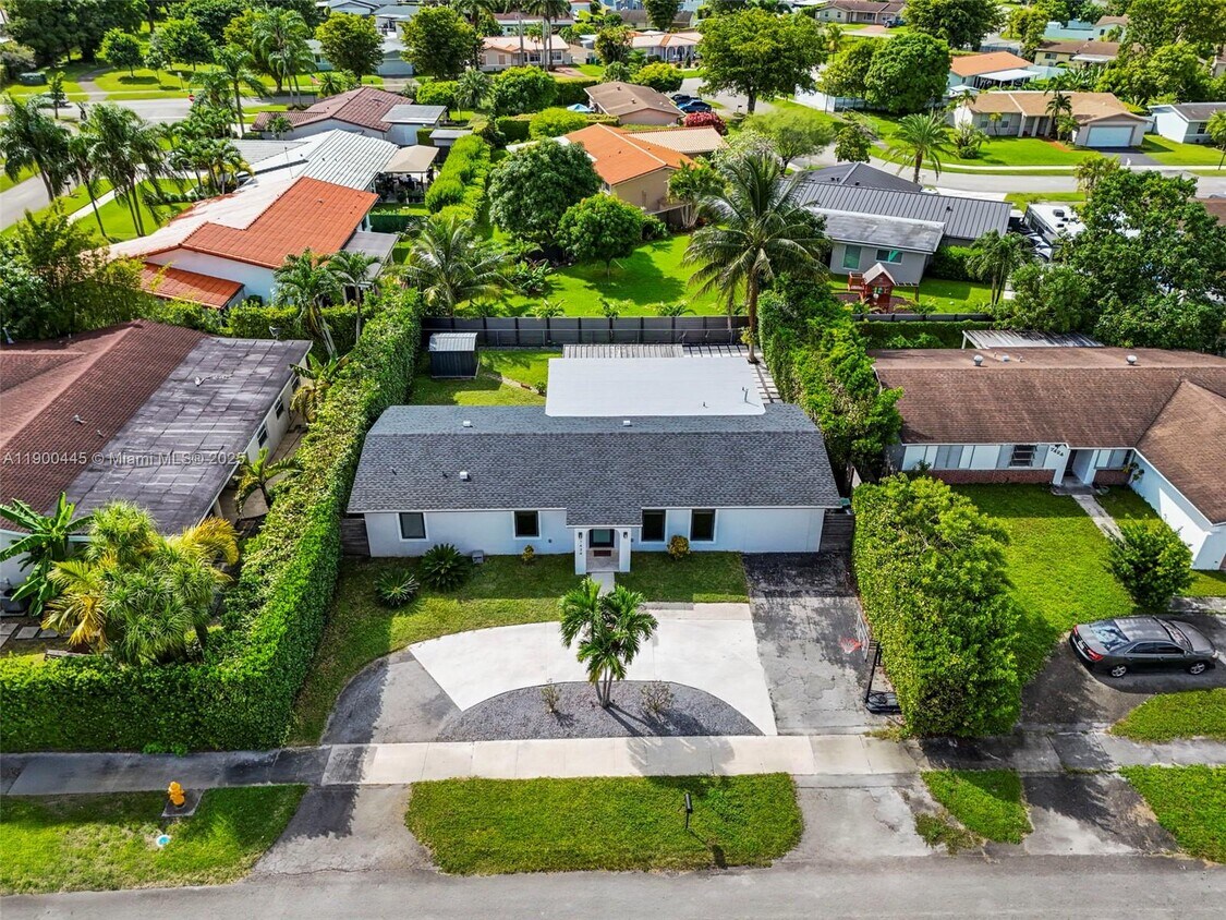 Primary Photo - 7434 SW 127th Ct