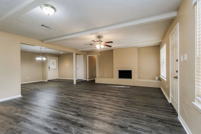 Foto del edificio - 23303 Upper Falls Ct