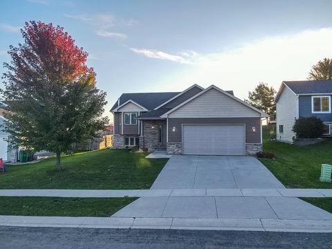 Primary Photo - 3794-3744 44 Ave NW