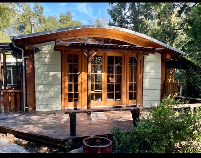 Front/ deck - 1417 Old Topanga Canyon Rd