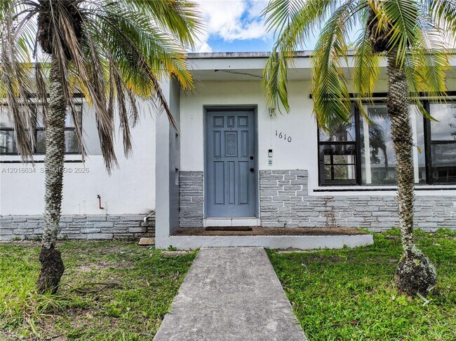 Foto del edificio - 1610 NW 9th Ct