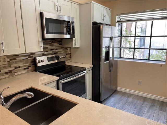 Primary Photo - 26701 Quail Creek