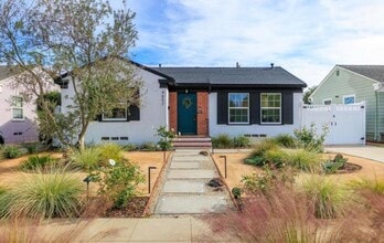 Building Photo - 4657 Lenore Dr