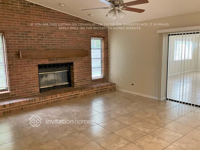 Foto del edificio - 1827 76th St W