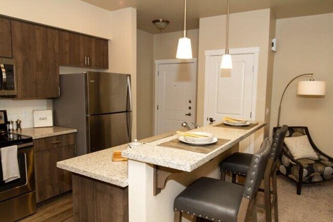 Foto del edificio - Now Leasing: Spacious 3 Bed, 2.5 Bath Townhome in Tumwater, WA