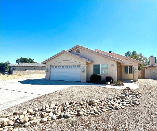 12975 Briarcliff Dr, Victorville, CA 92395 House Rental in