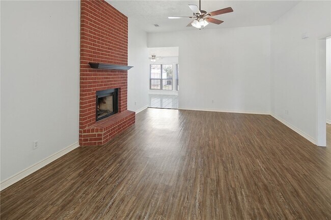Building Photo - 3800 Stony Creek Ln