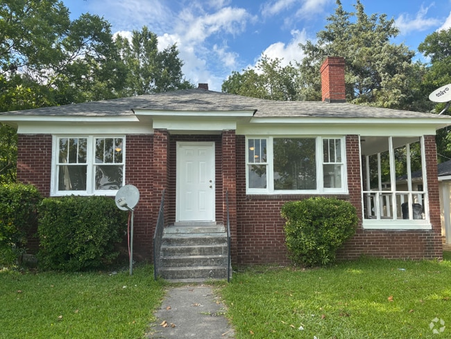 Building Photo - 2601 Edgewood Ave