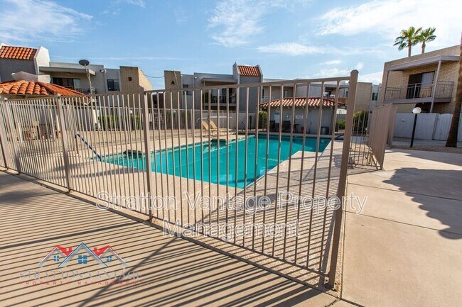 Building Photo - 16635 N Cave Creek Rd