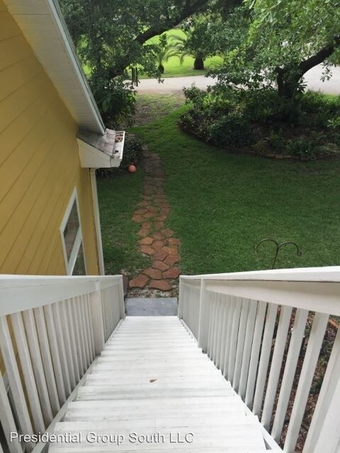 Building Photo - 1 br, 1 bath House - 571 NAPOLEON LANE Unit A