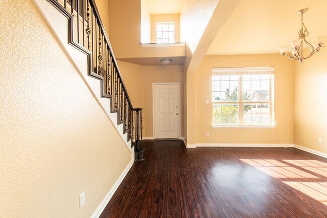Building Photo - 4 br, 3 bath House - 6501 Louise Ln