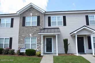 Building Photo - 104 Chandler Dr