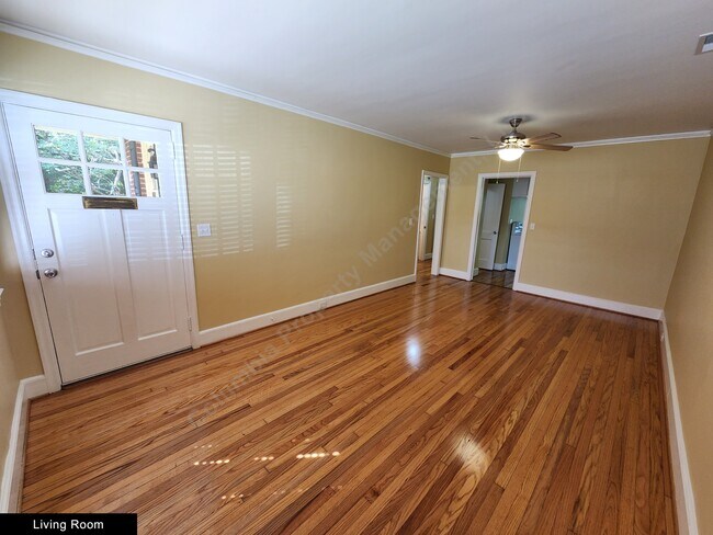 Building Photo - 4017 Cassina Rd