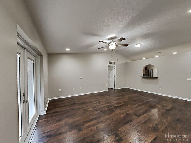Foto del edificio - 531 Brown Bear Way