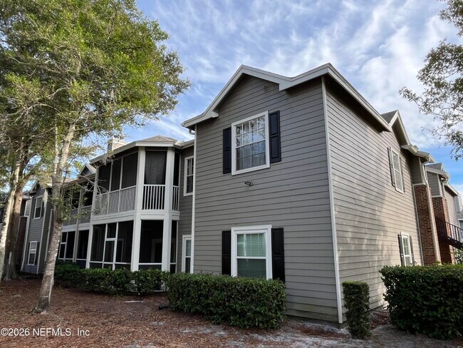 Foto del edificio - 3938 Hendricks Ave