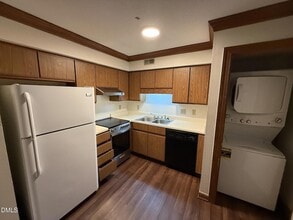Building Photo - 3517 Ivy Commons Dr