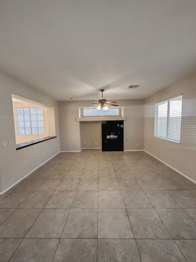 Building Photo - IMMACULATE REMODLED 2 STORY HOME IN HENDER...