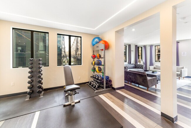 Foto del edificio - 406 E 62nd St