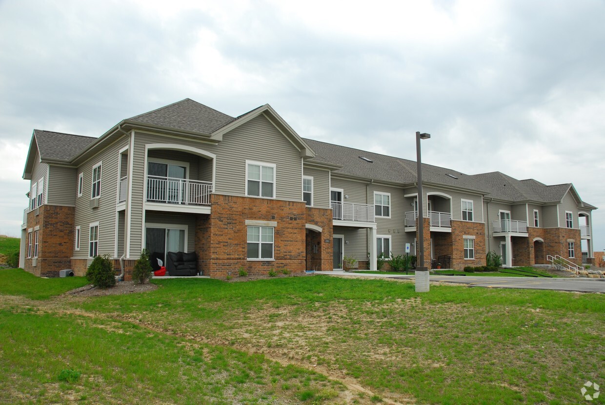 Primary Photo - Hometown View Apartments