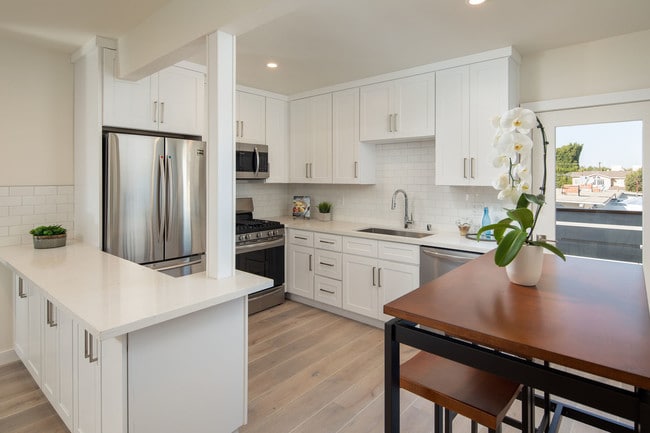 Building Photo - Pacific Apartment Homes