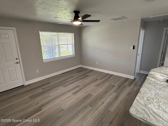 Foto del edificio - 2839 Colbert Cir