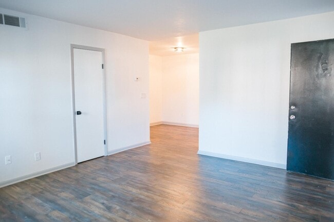 Building Photo - 21 Rivers Point Row