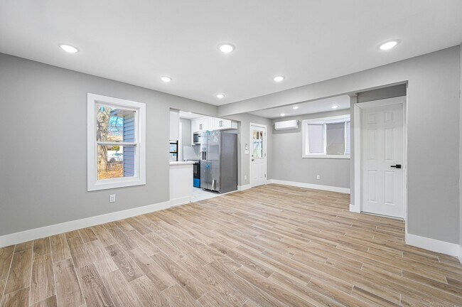 Foto del edificio - 427 Browns Rd