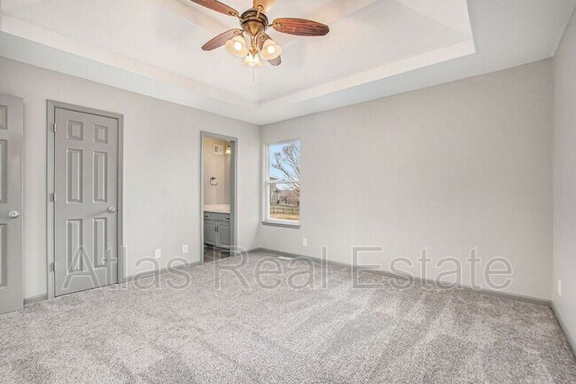 Building Photo - 1871 Quail Ridge Dr