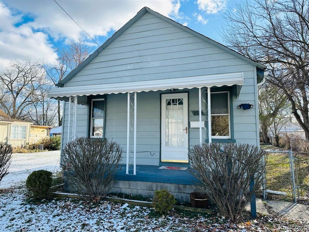 Primary Photo - 2144 Pearl Ave