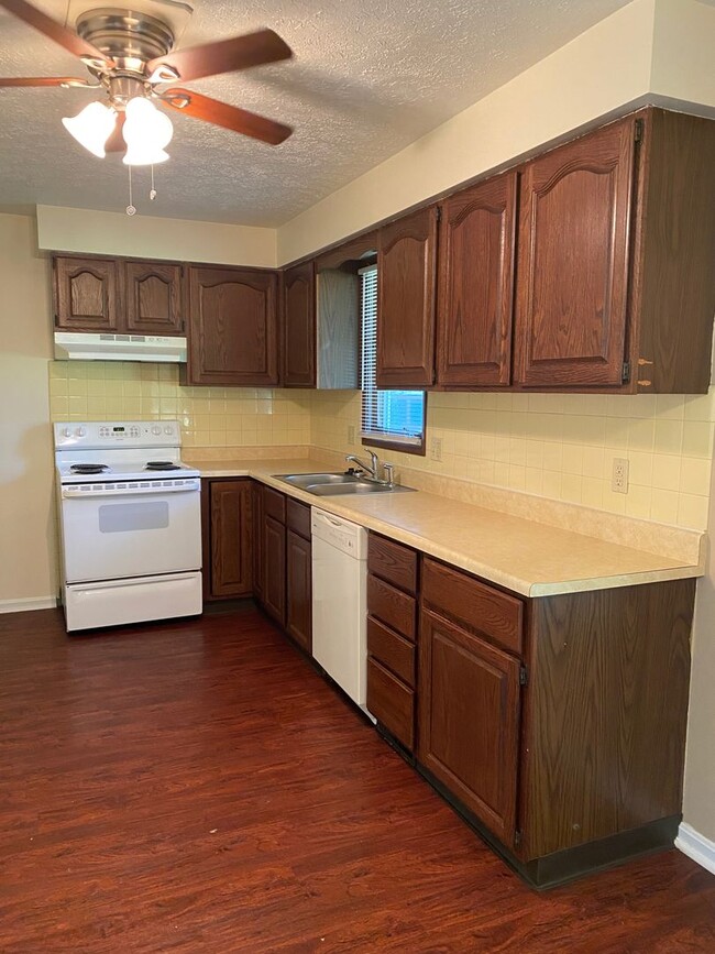 Foto del edificio - 2806 Bainbridge Ave