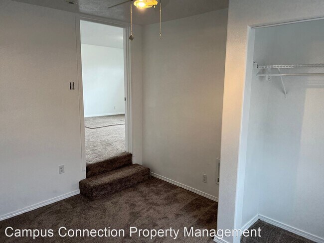 Foto del edificio - 3 br, 1 bath House - 3065 Ferry St