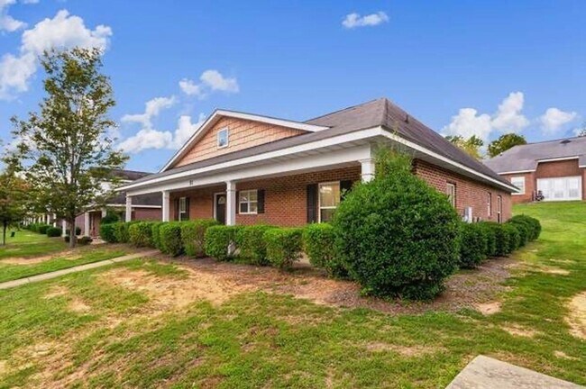 Foto del edificio - 802 W Longleaf Dr