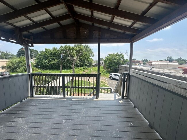 Building Photo - BRAND NEW 2 BED 1 BATH APARTMENT FOR RENT.