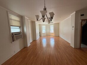 Building Photo - 381 Liberty Ave