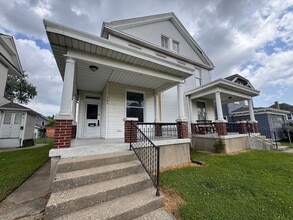Building Photo - 202-204 Eaton Ave